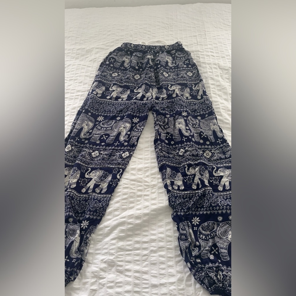 navy blue pants